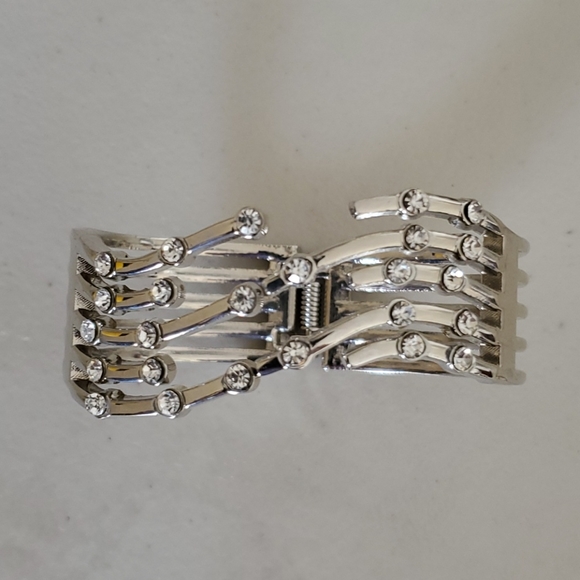 Silver bracelet with crystal stones - Picture 2 of 5